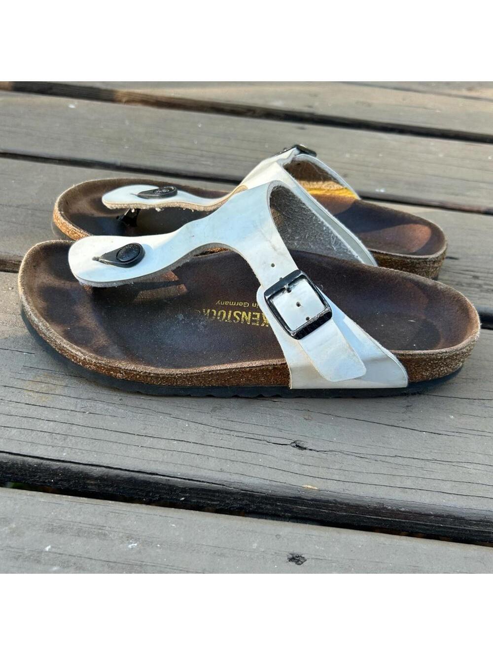 Birkenstock White Gizeh Sandals | Size 38